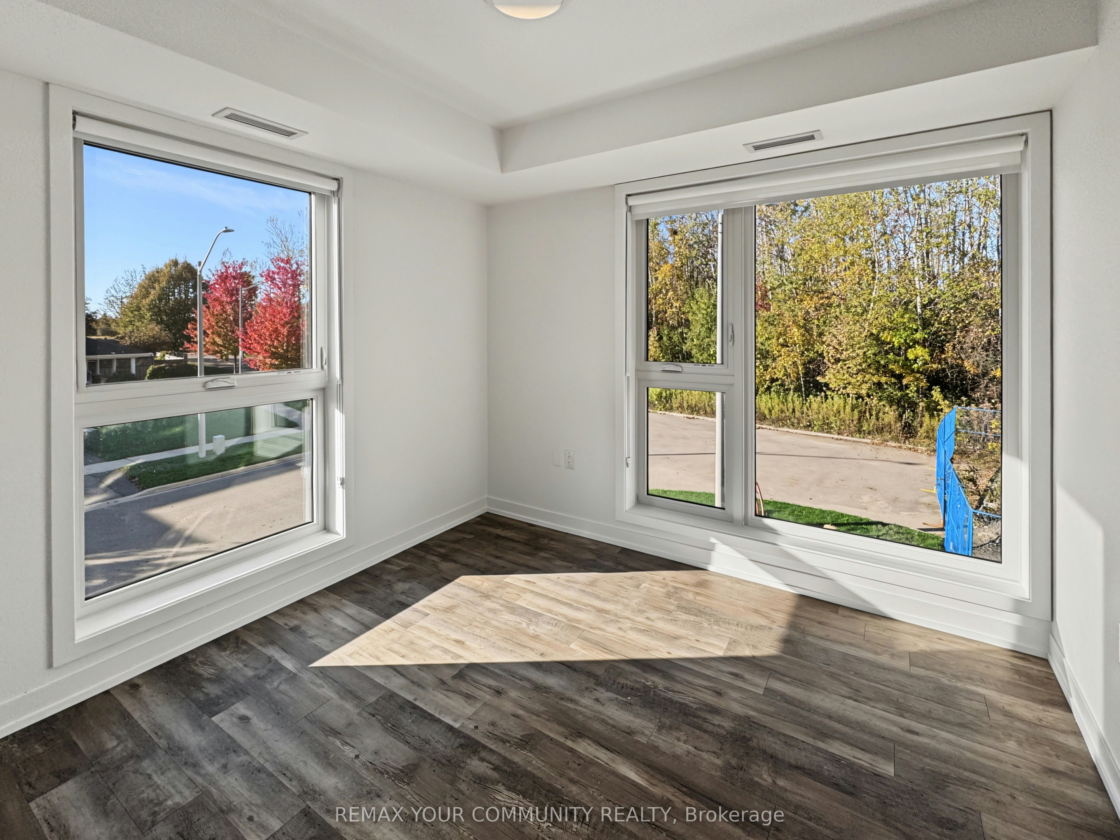 207-1687 Durham Regional Hwy 2 N/A, Clarington, ON, L1E 2R5 - 5