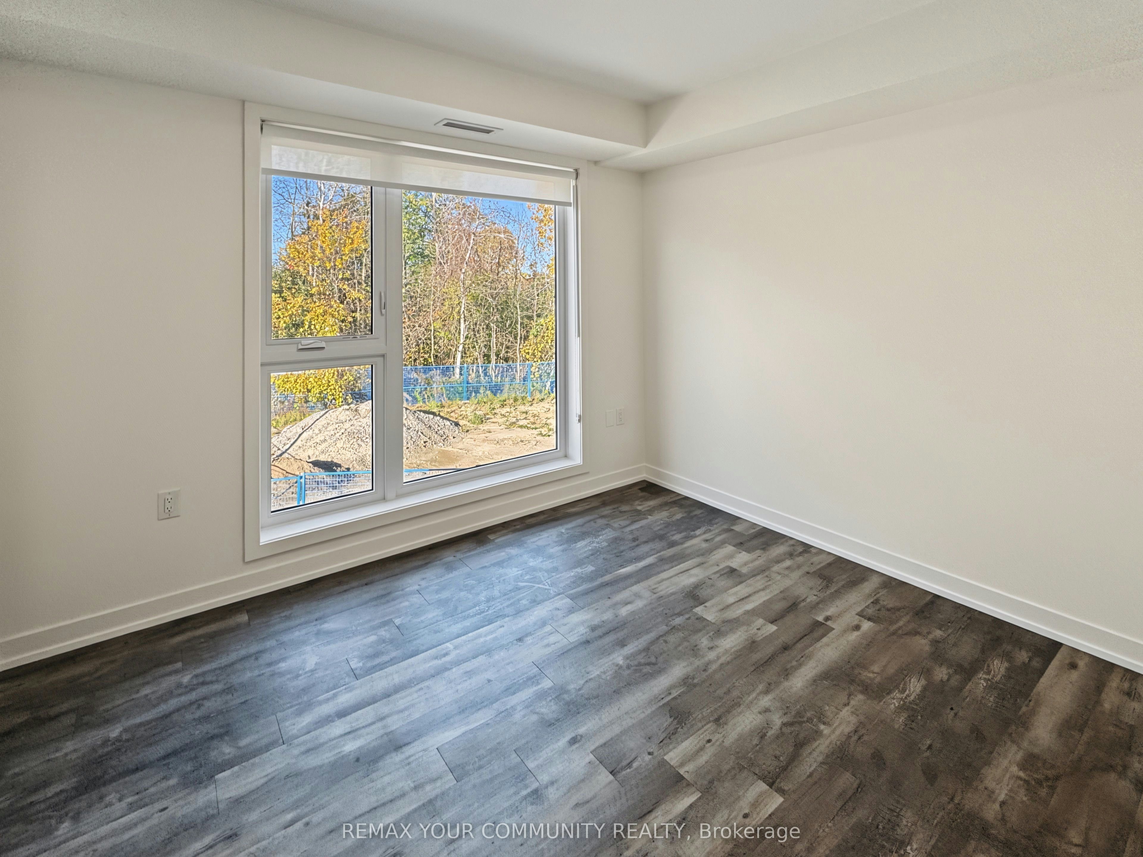 207-1687 Durham Regional Hwy 2 N/A, Clarington, ON, L1E 2R5 - 8