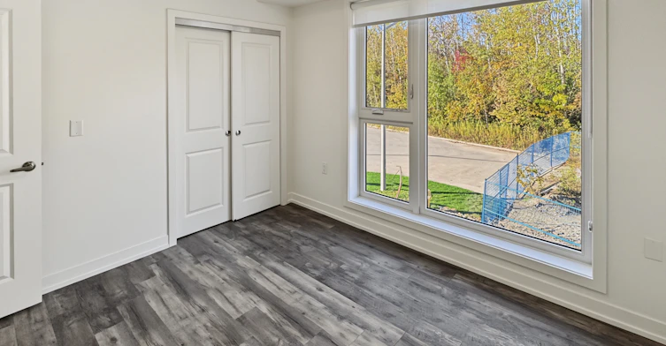207-1687 Durham Regional Hwy 2 N/A, Clarington, ON, L1E 2R5 - 9