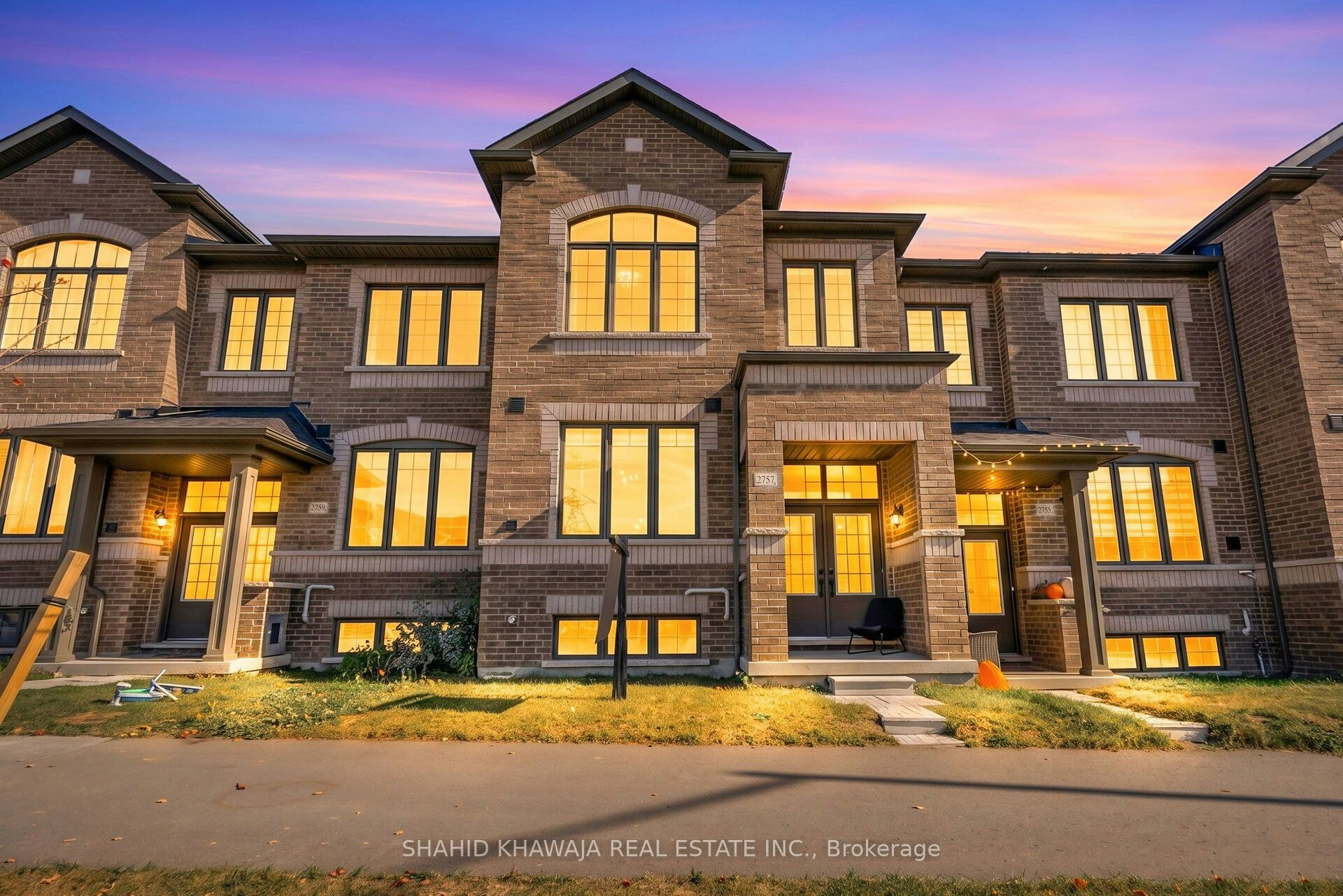 2757 Peter Matthews Drive, Pickering, ON, L1X 0M3