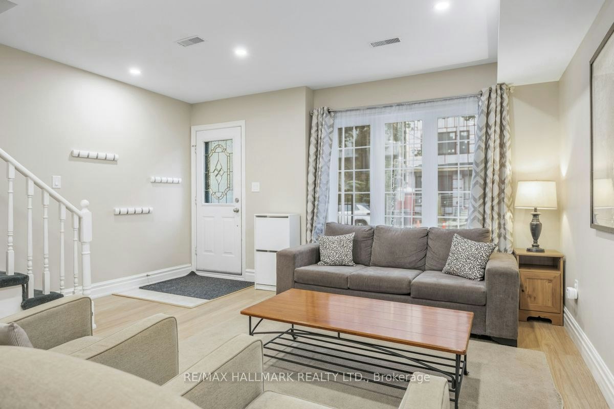 82 Kimberley Avenue, Toronto, ON, M4E 2Z5 - 3