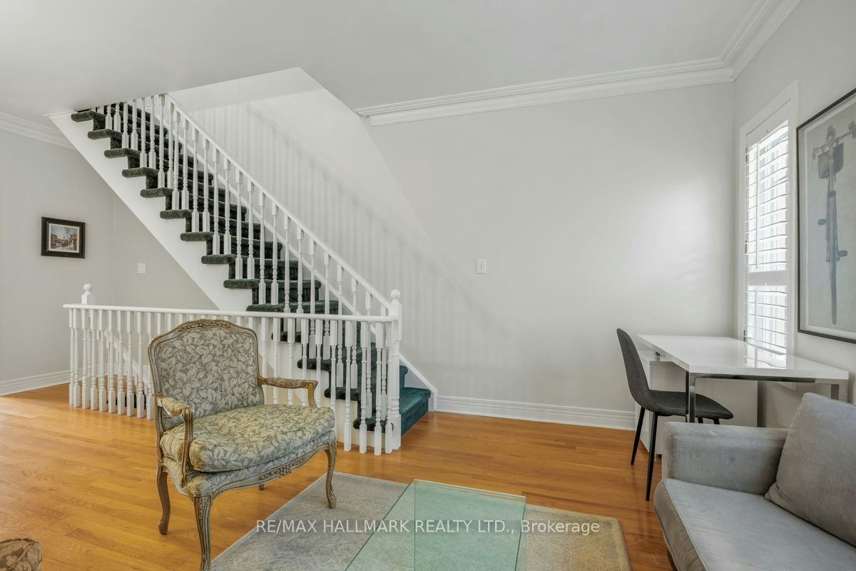 82 Kimberley Avenue, Toronto, ON, M4E 2Z5 - 16