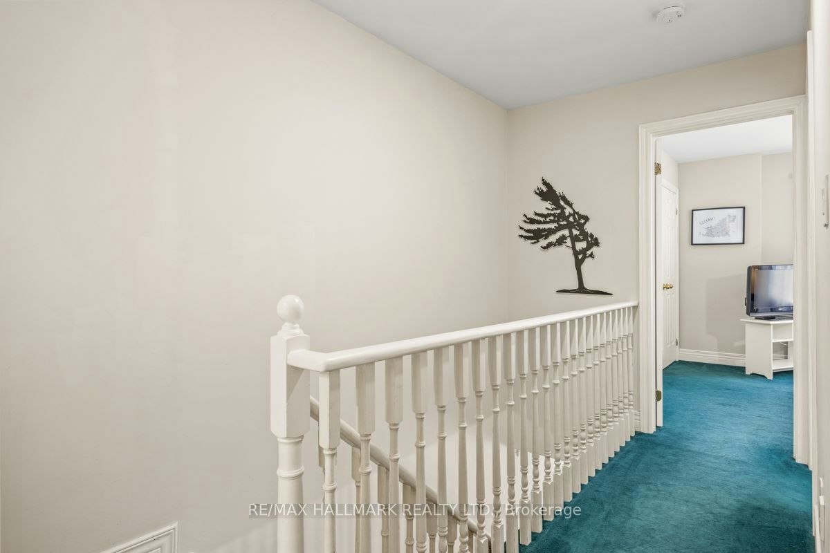 82 Kimberley Avenue, Toronto, ON, M4E 2Z5 - 17