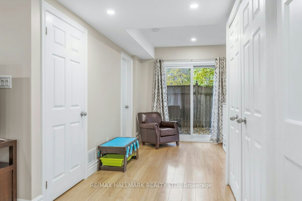 82 Kimberley Avenue, Toronto, ON, M4E 2Z5 - 6