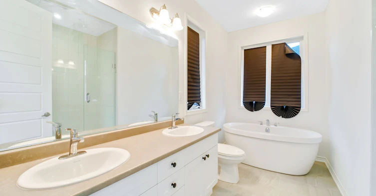1410 Swallowtail Lane, Pickering, ON, L0H 1J0 - 23