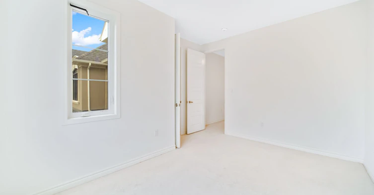 1410 Swallowtail Lane, Pickering, ON, L0H 1J0 - 30