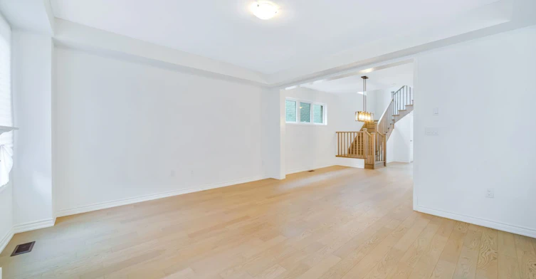 1410 Swallowtail Lane, Pickering, ON, L0H 1J0 - 11