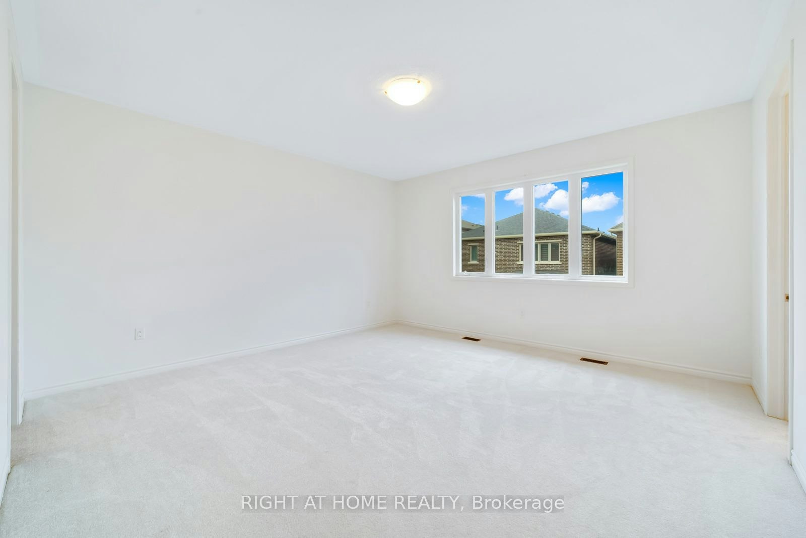 1410 Swallowtail Lane, Pickering, ON, L0H 1J0 - 21