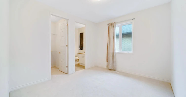 1410 Swallowtail Lane, Pickering, ON, L0H 1J0 - 24