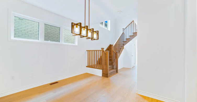 1410 Swallowtail Lane, Pickering, ON, L0H 1J0 - 9