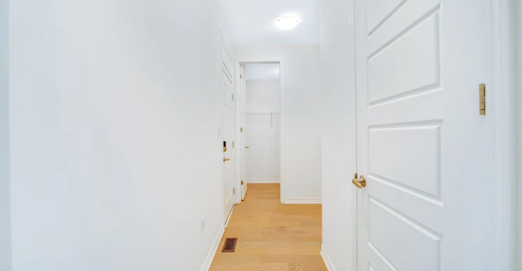 1410 Swallowtail Lane, Pickering, ON, L0H 1J0 - 16