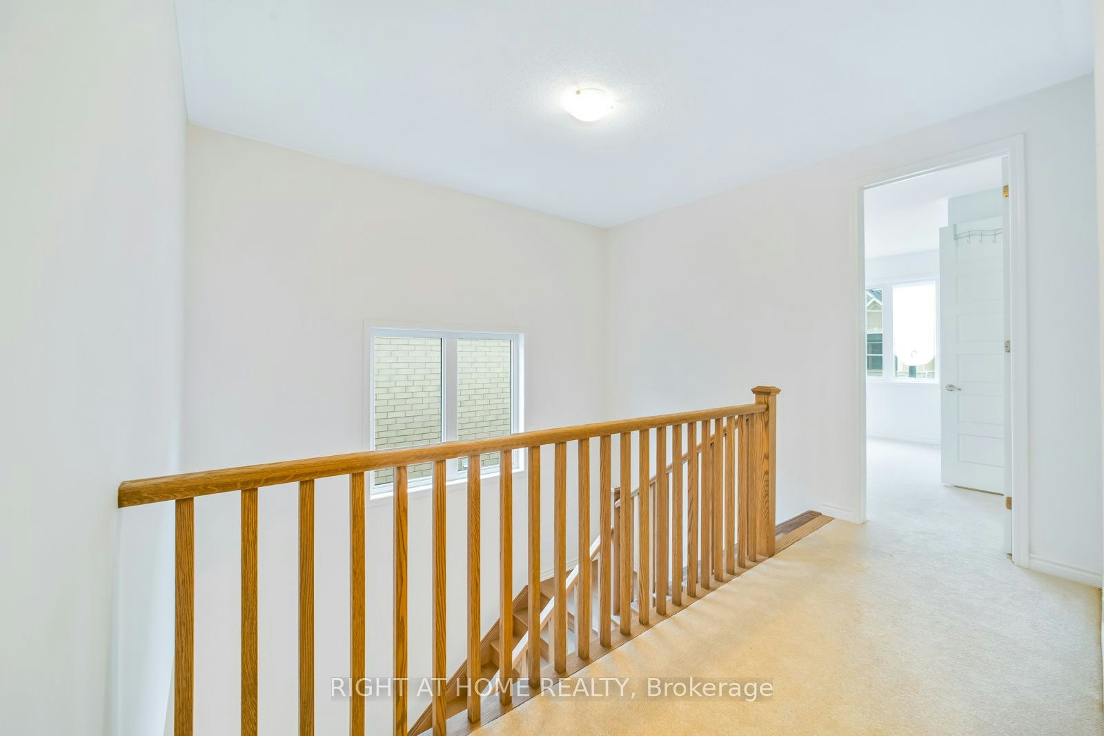 1410 Swallowtail Lane, Pickering, ON, L0H 1J0 - 20