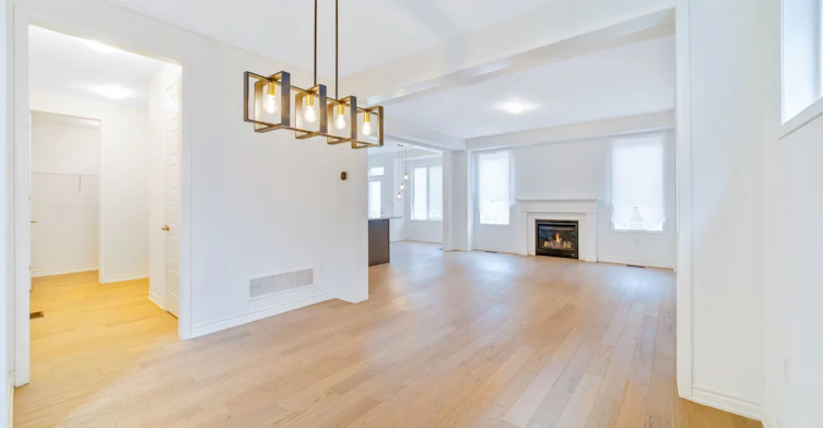 1410 Swallowtail Lane, Pickering, ON, L0H 1J0 - 8
