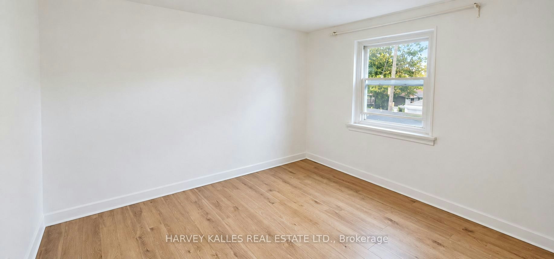 6-2905 St Clair Avenue E, Toronto, ON, M4B 1N5