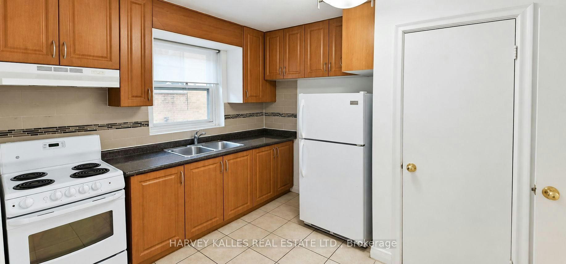 6-2905 St Clair Avenue E, Toronto, ON, M4B 1N5 - 2