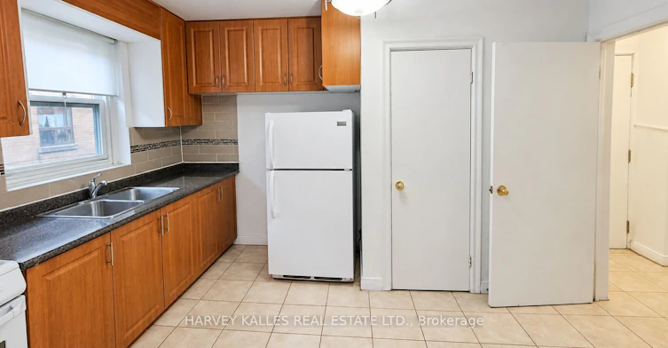 6-2905 St Clair Avenue E, Toronto, ON, M4B 1N5 - 5