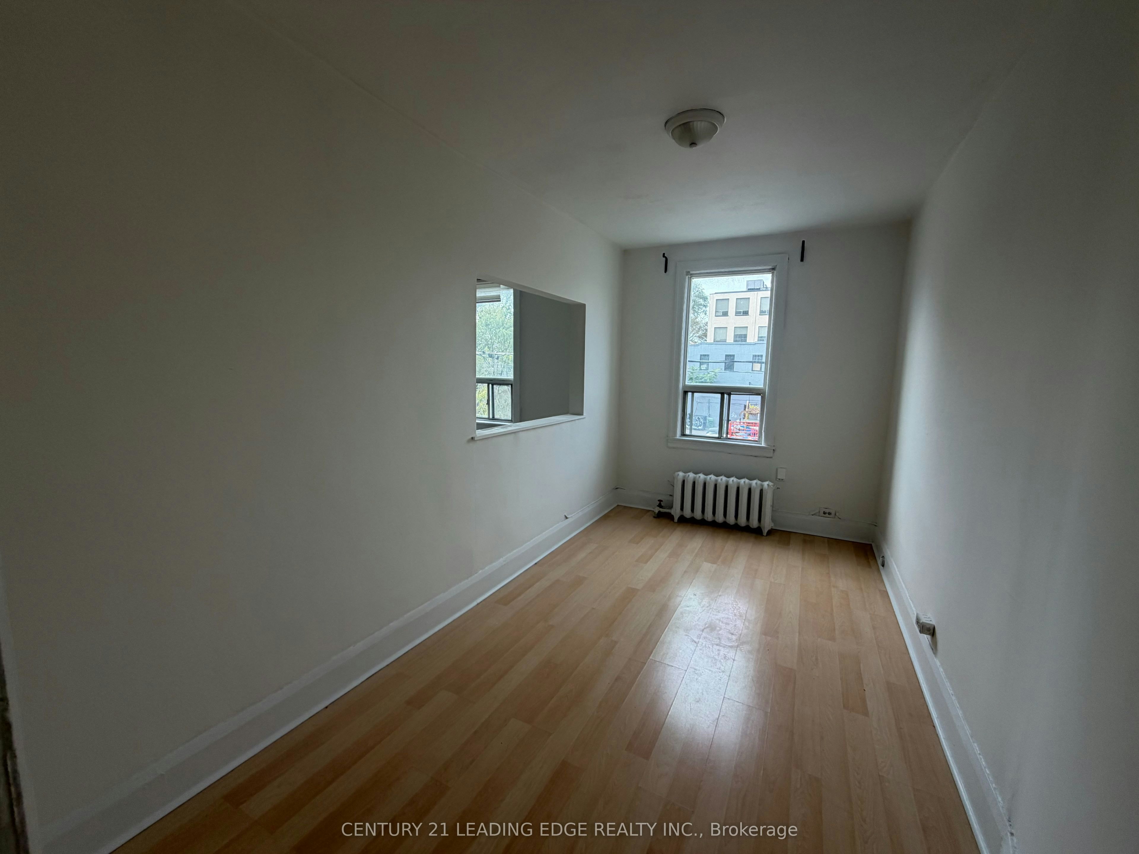 587 Jones Avenue, Toronto, ON, M4J 1L8 - 8