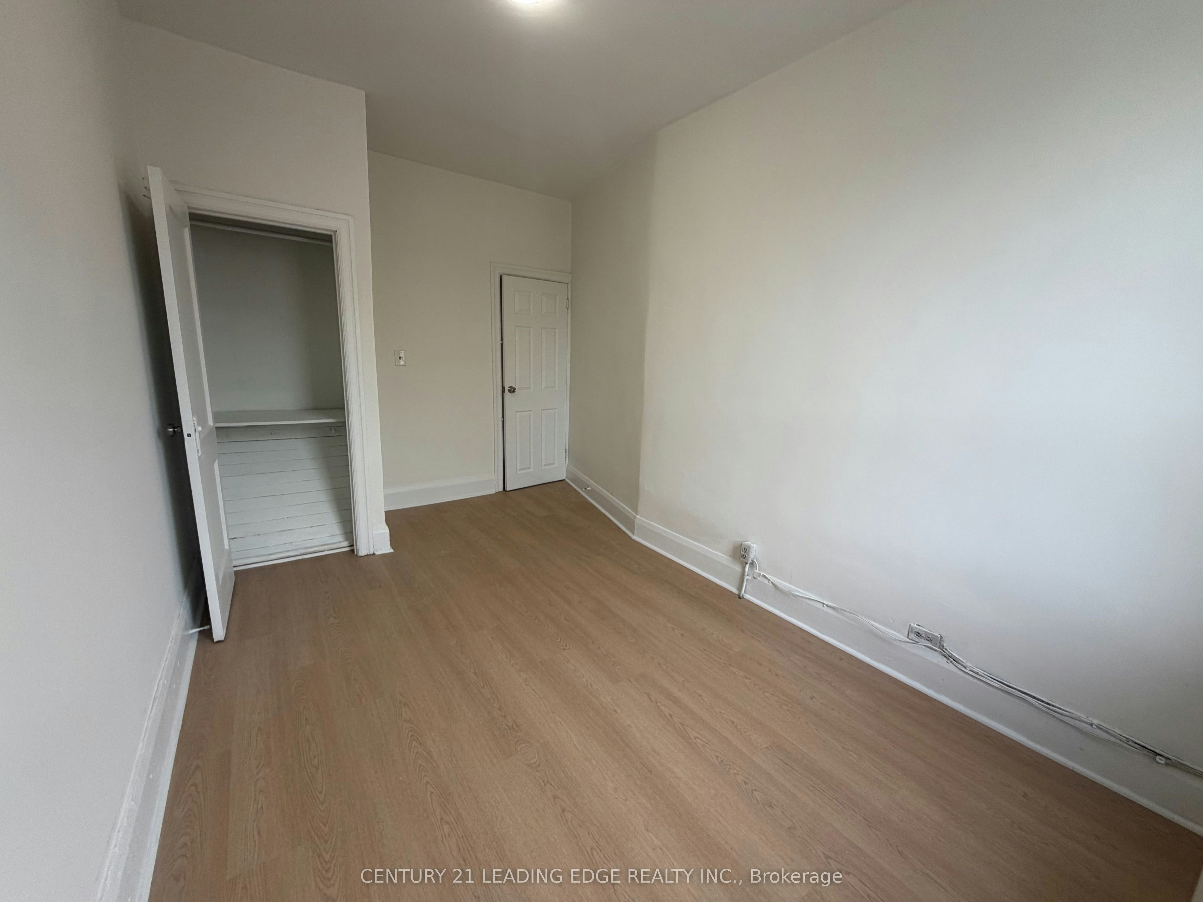 587 Jones Avenue, Toronto, ON, M4J 1L8 - 9