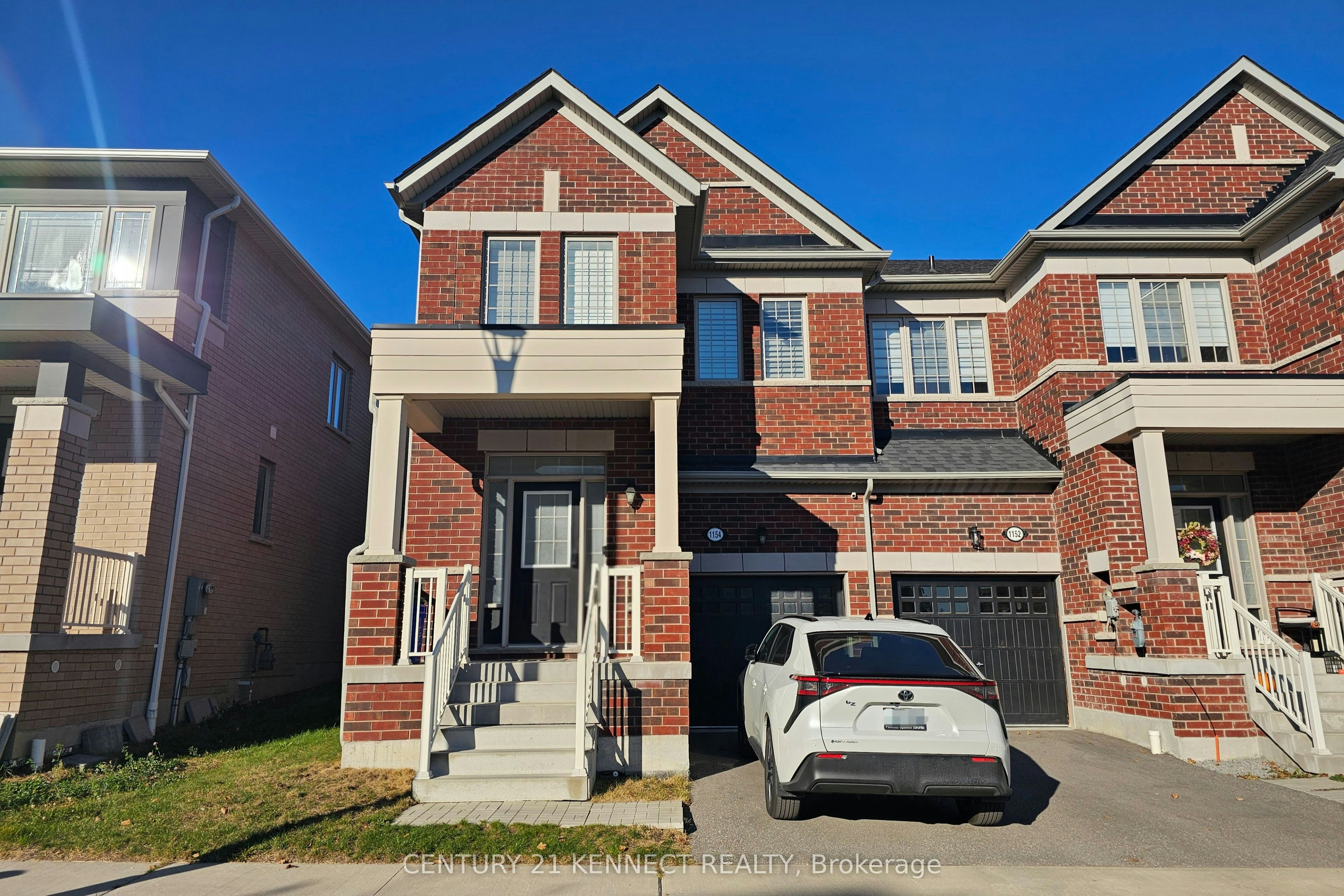 1154 Sepia Square, Pickering, ON, L1X 0H1 - 3