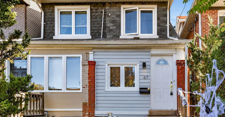 67 Amroth Avenue, Toronto, ON, M4C 4H3 - 2
