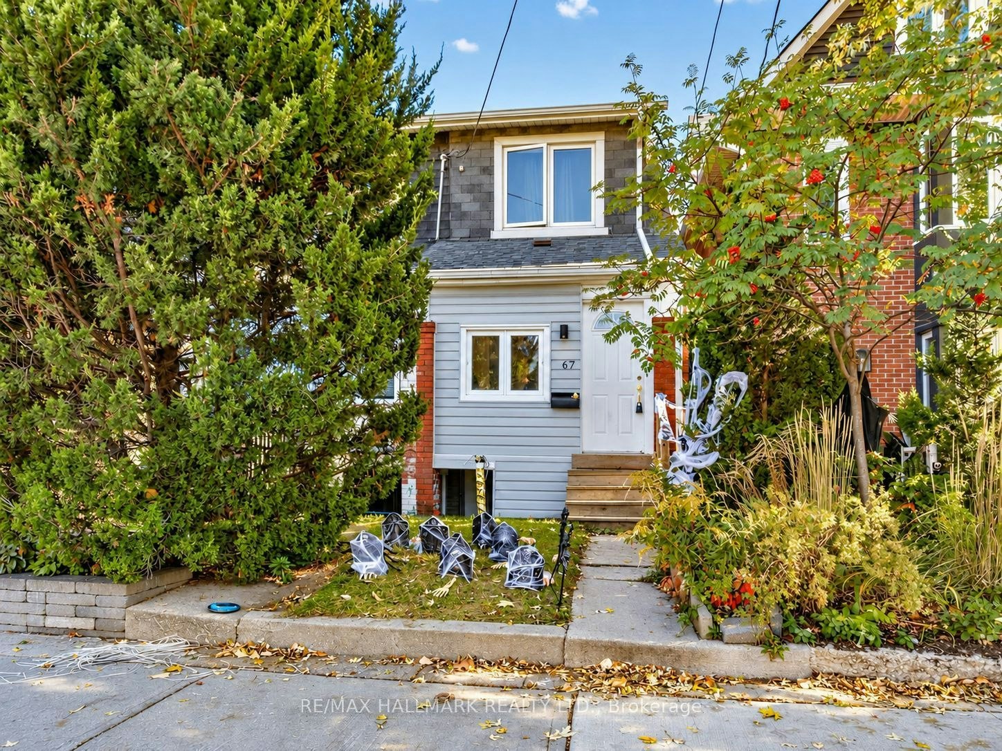 67 Amroth Avenue, Toronto, ON, M4C 4H3