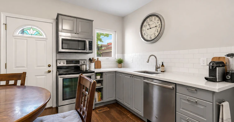67 Amroth Avenue, Toronto, ON, M4C 4H3 - 9