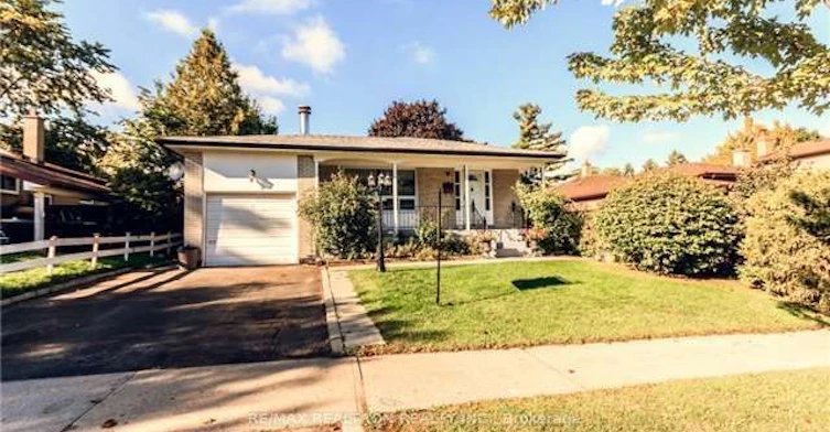 22 Griselda Crescent, Toronto, ON, M1G 3P6