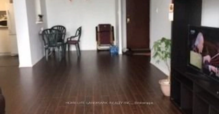 1810-160 Alton Towers Circle, Toronto, ON, M1V 4X8 - 2