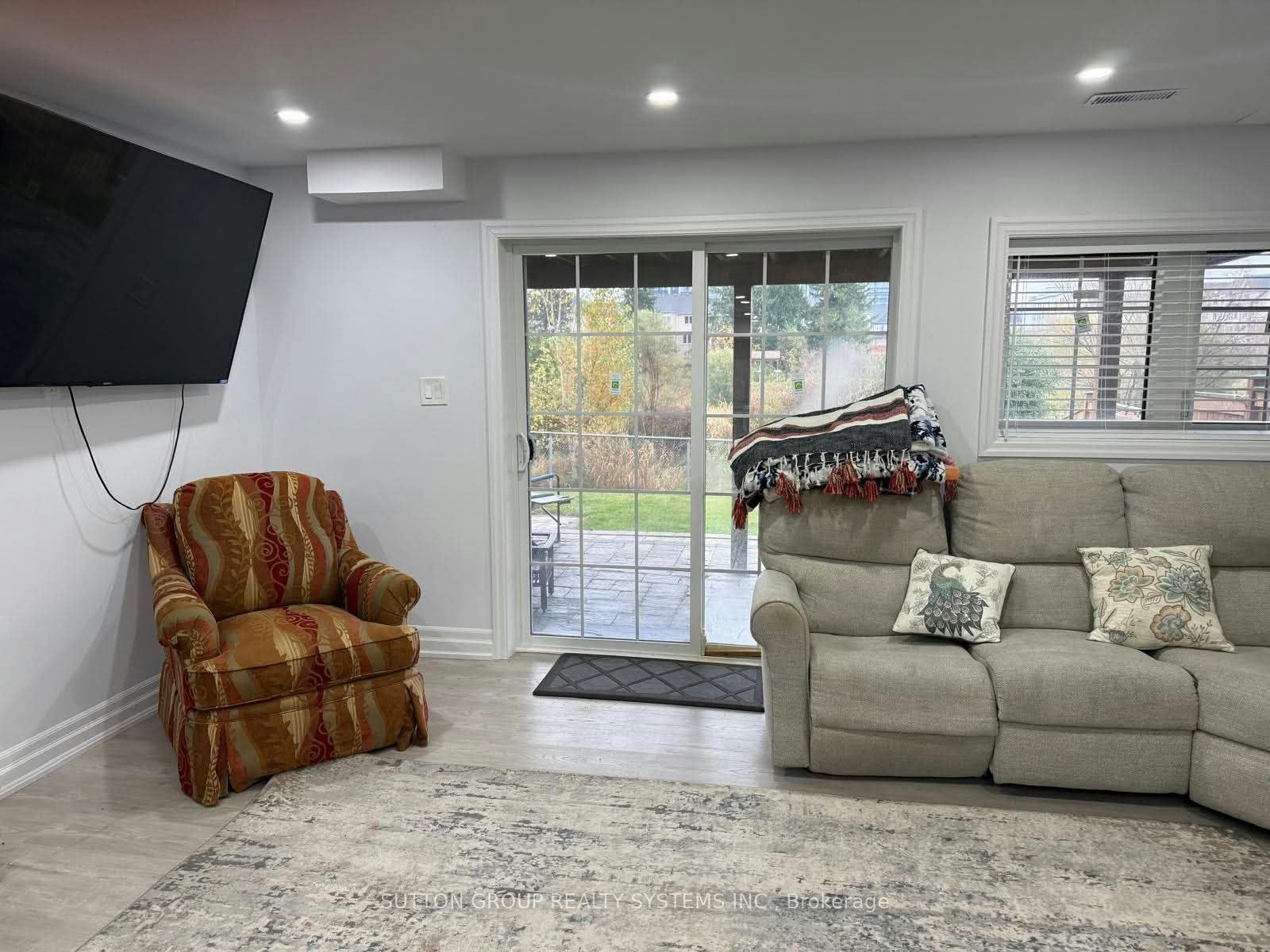 2541 Snow Knight Drive, Oshawa, ON, L1L 0K2 - 5