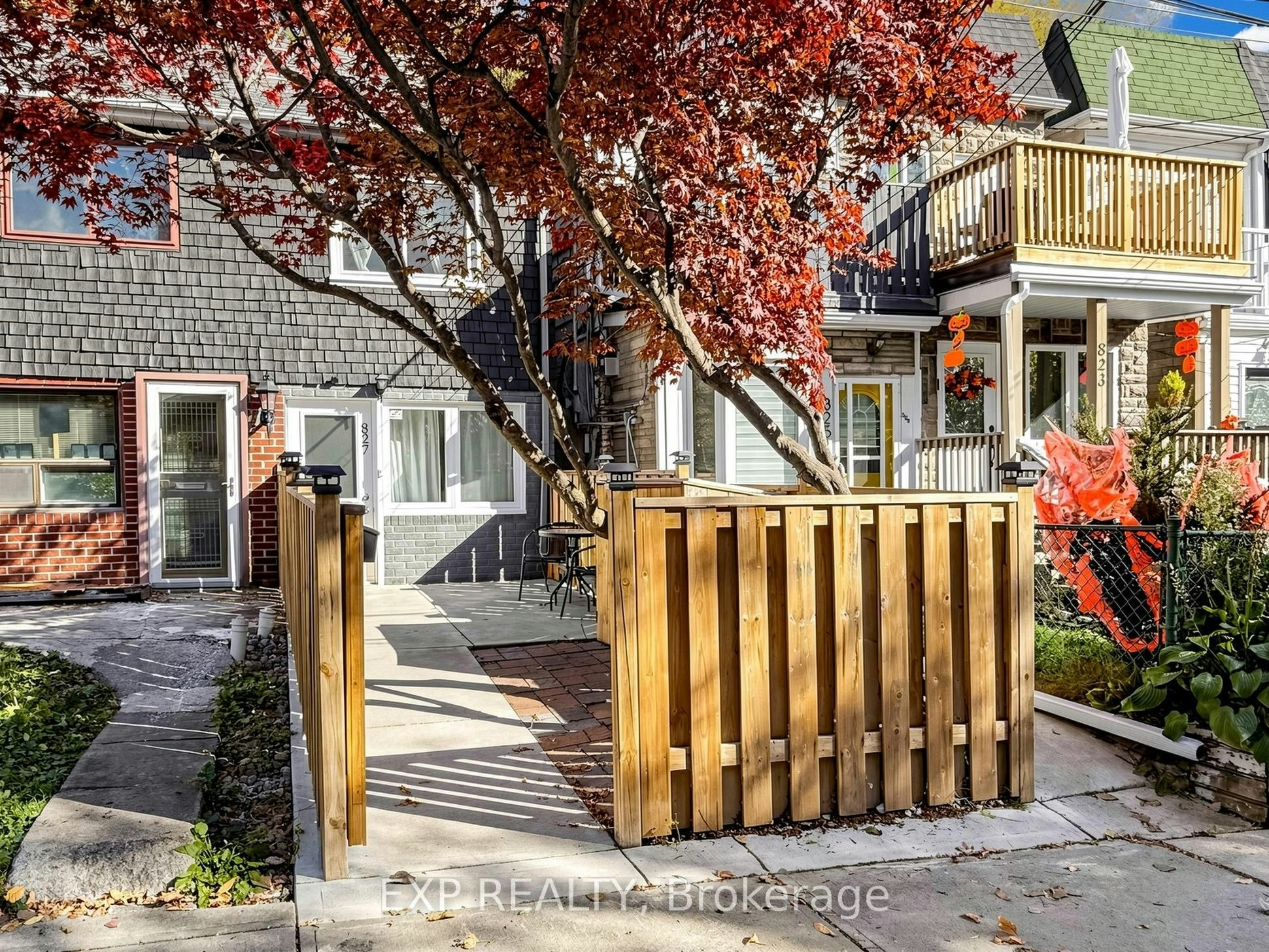 827 Craven Road, Toronto, ON, M4L 2Z7
