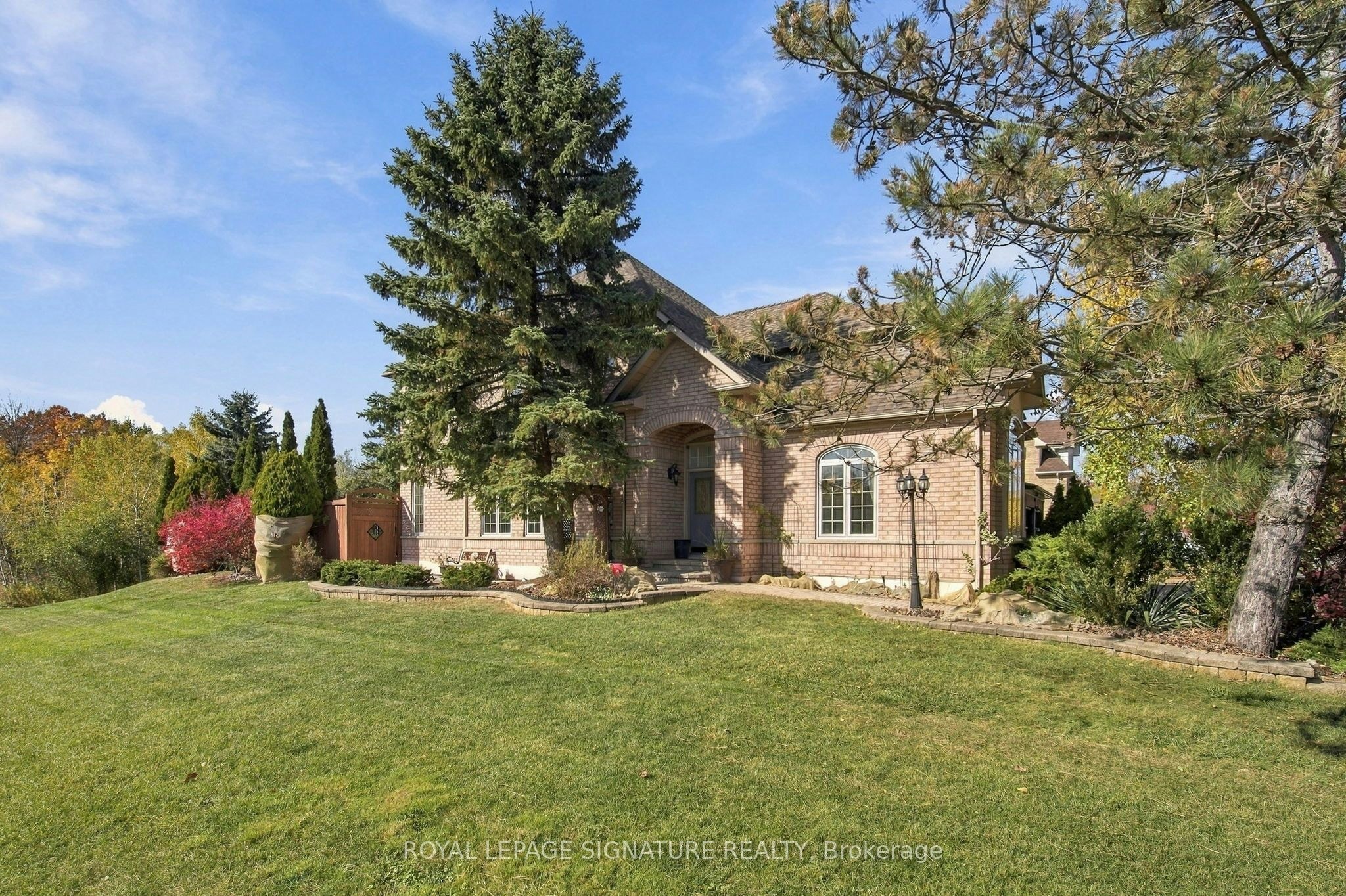1604 Valley Ridge Crescent, Pickering, ON, L1V 6S2