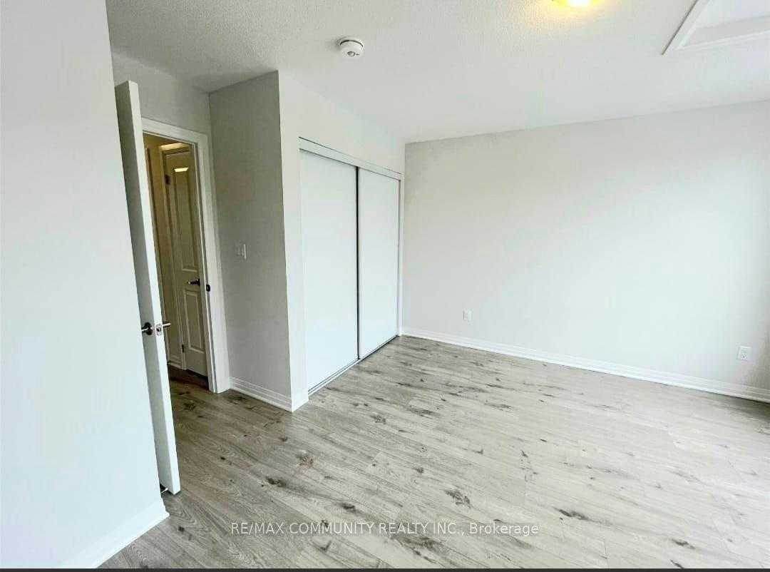 1728 Pleasure Valley Path, Oshawa, ON, L1G 0E3 - 9