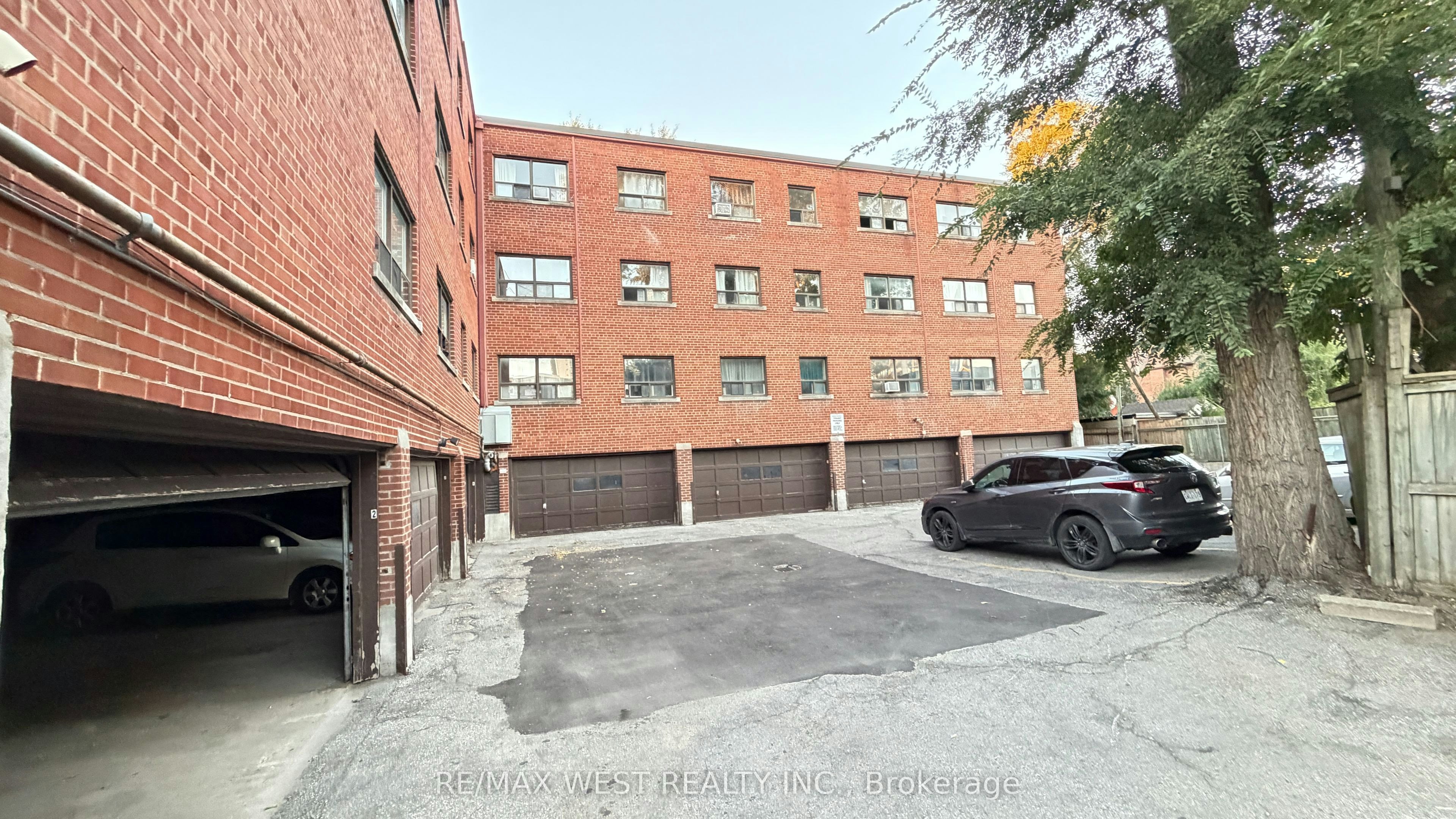 306-1243 Broadview Avenue, Toronto, ON, M4K 2T3 - 16