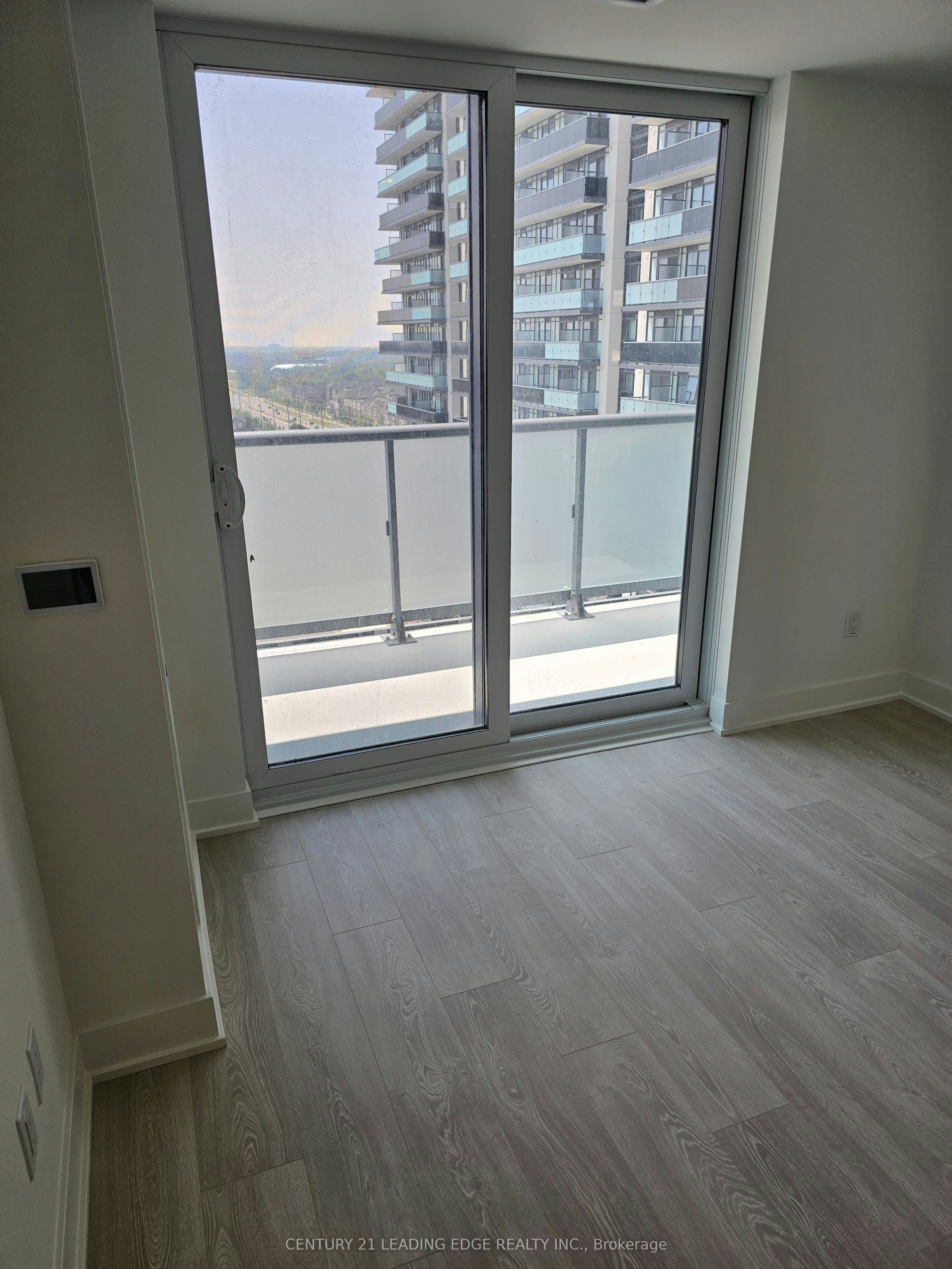 1125-2545 Simcoe Street N, Oshawa, ON, L1L 0W3 - 6
