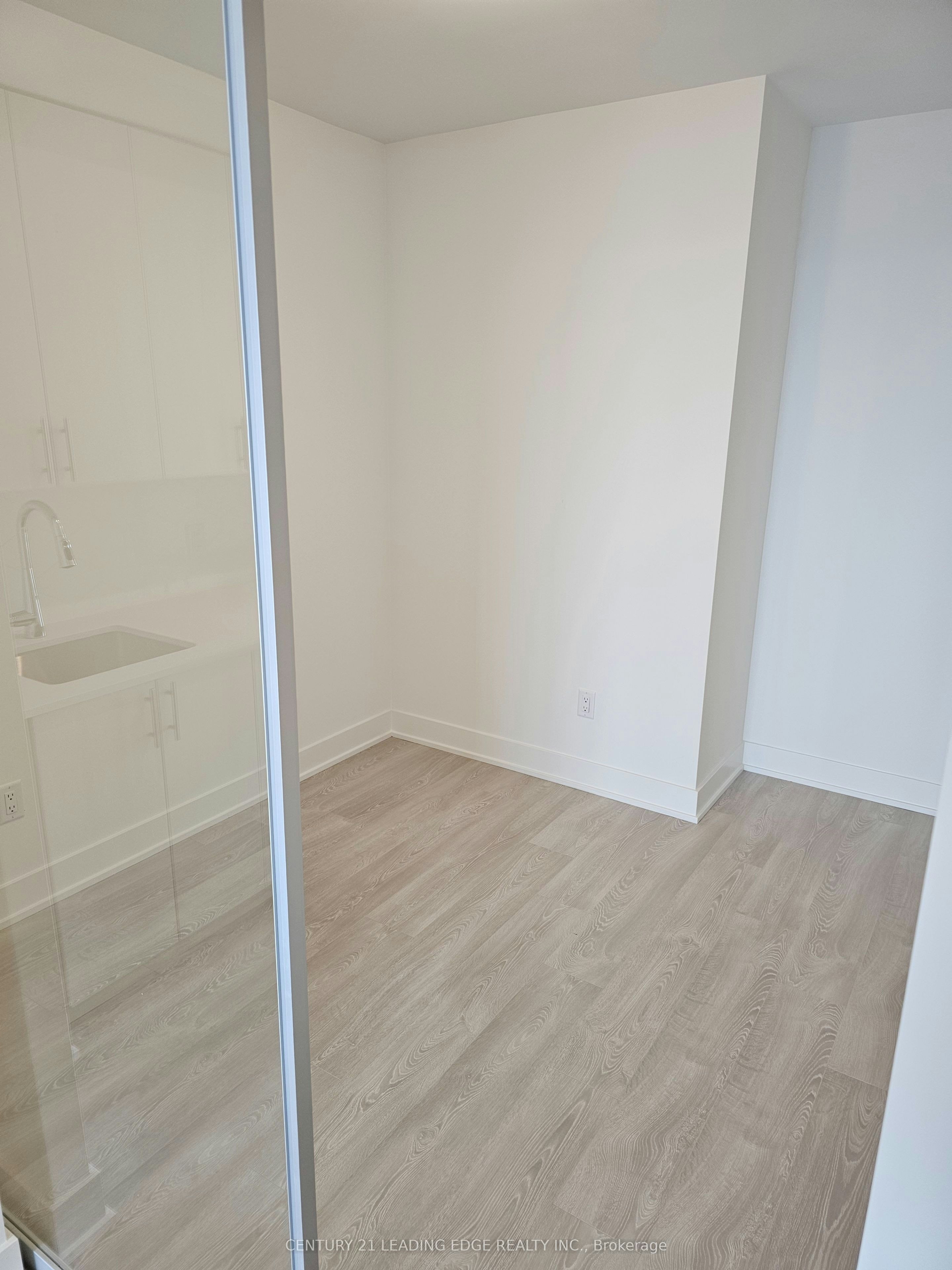 1125-2545 Simcoe Street N, Oshawa, ON, L1L 0W3 - 10