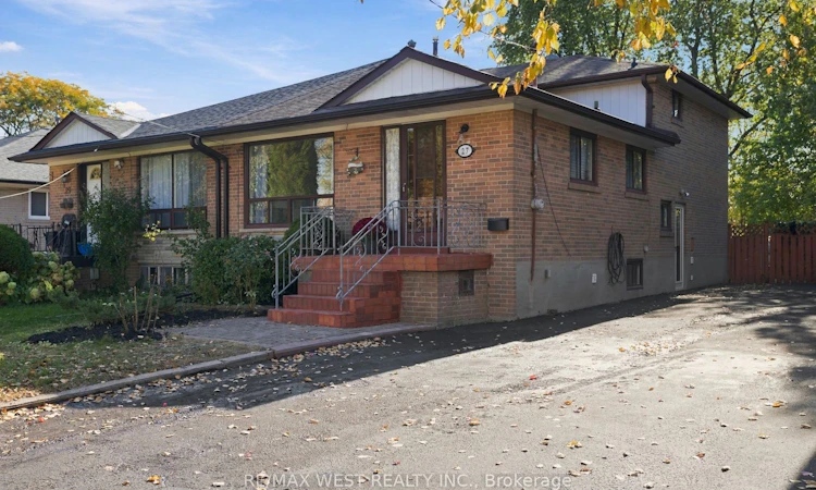 27 Gardentree Street