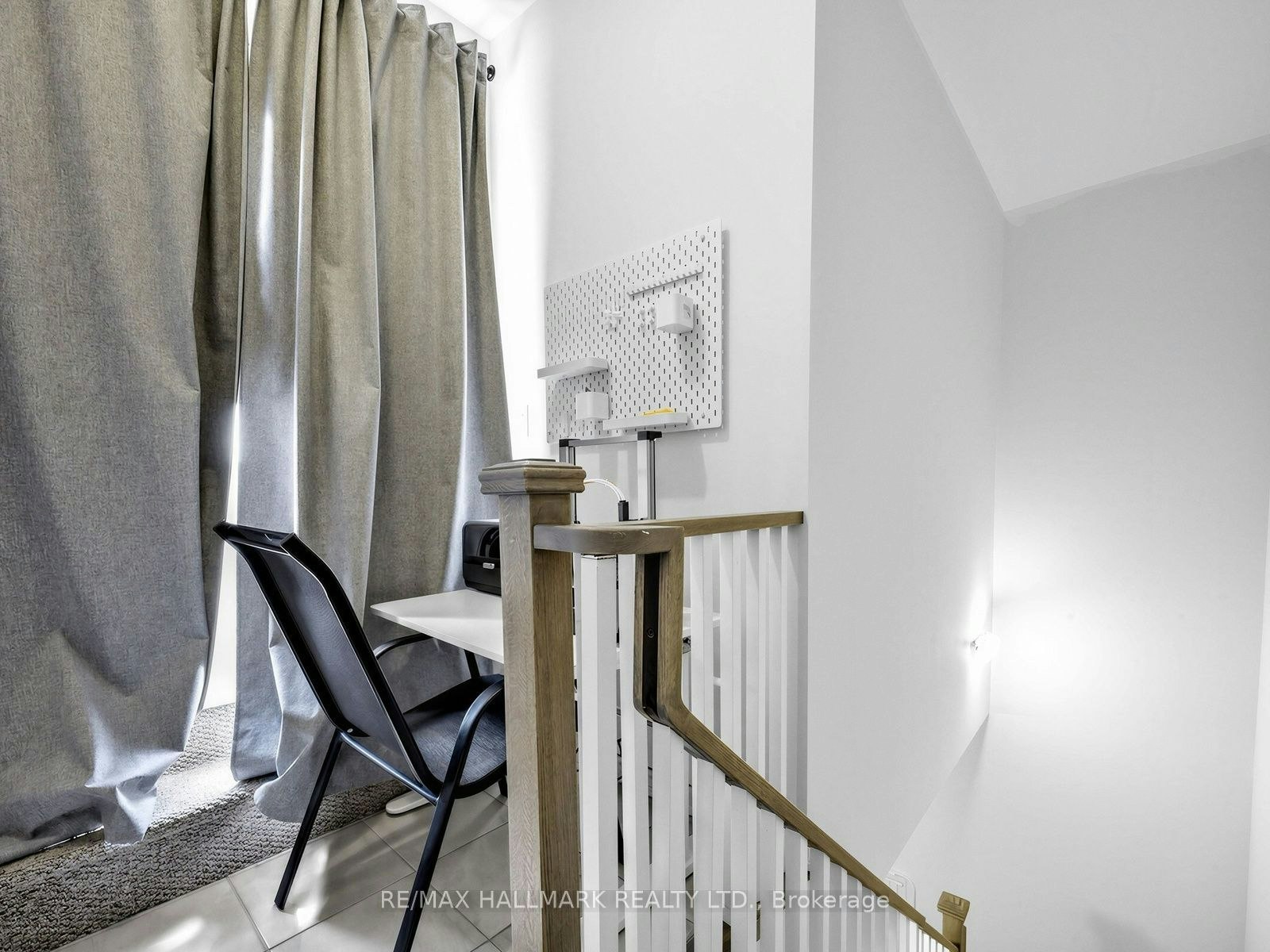 218-1460 Whites Road, Pickering, ON, L1V 1R4 - 23