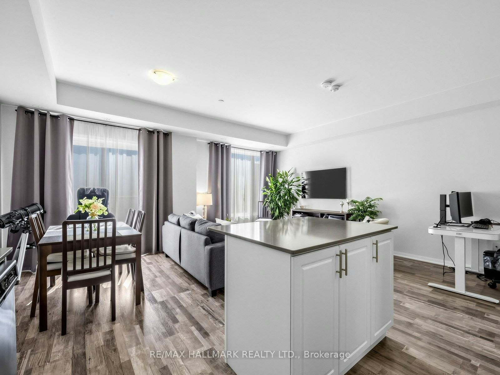 218-1460 Whites Road, Pickering, ON, L1V 1R4 - 11