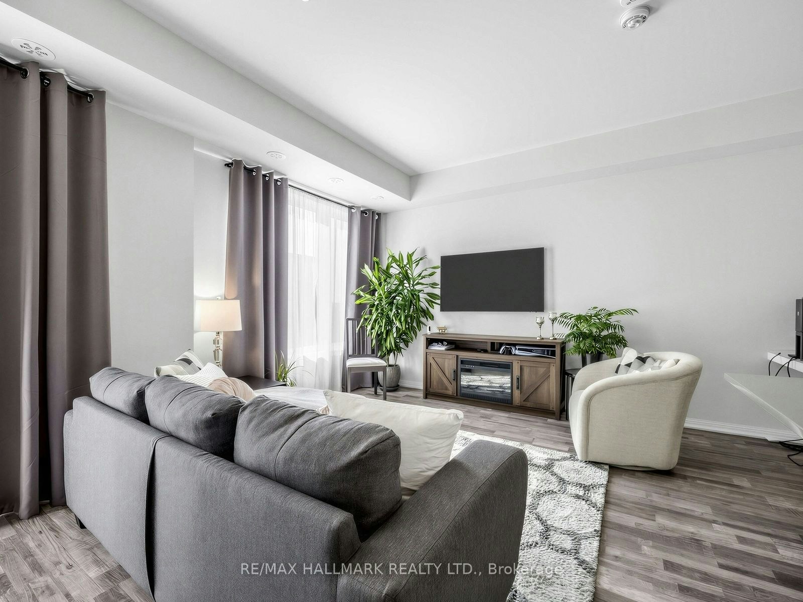218-1460 Whites Road, Pickering, ON, L1V 1R4 - 6