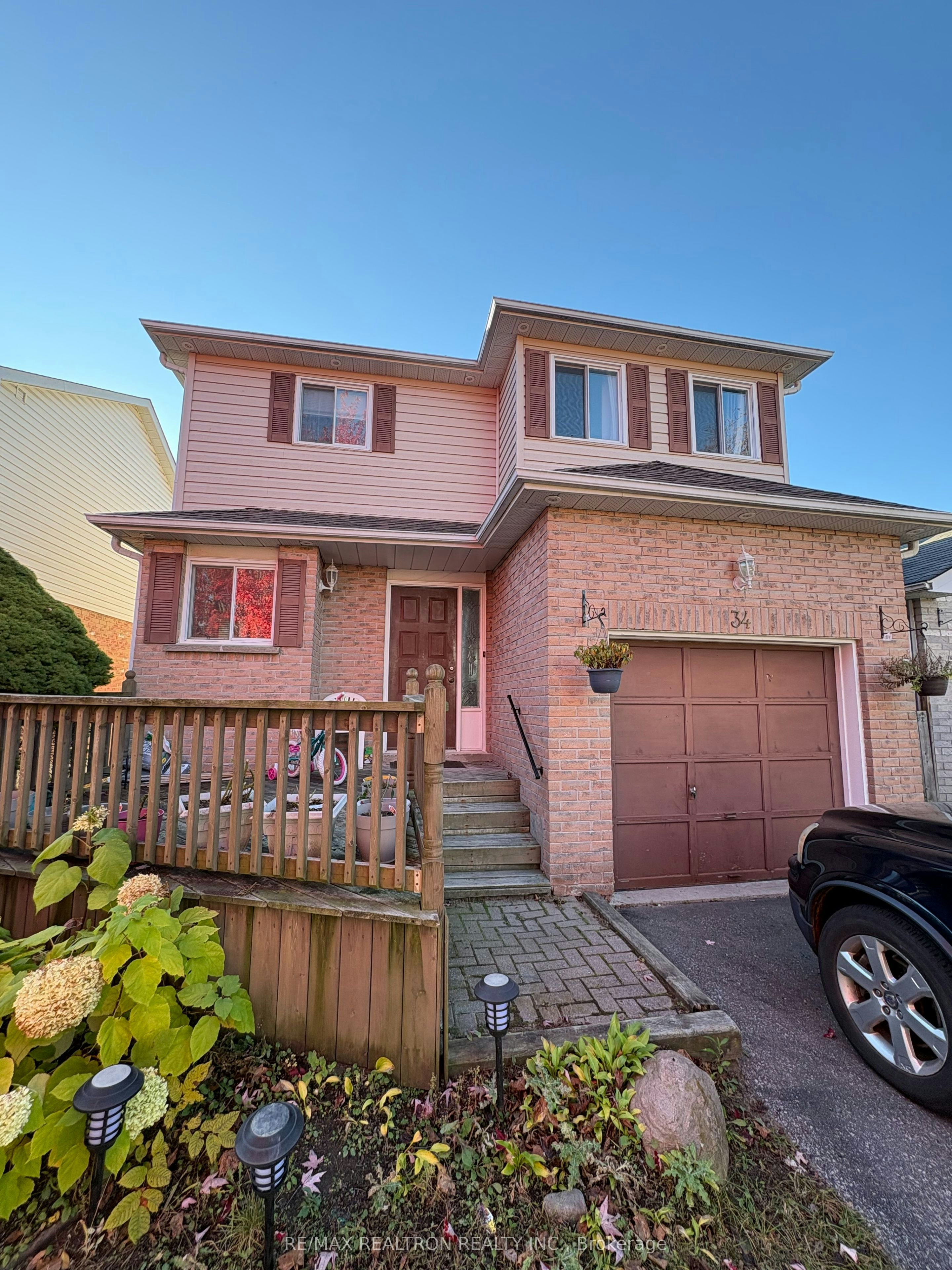 Bsmnt-34 Glanville Crescent, Clarington, ON, L1C 4L7