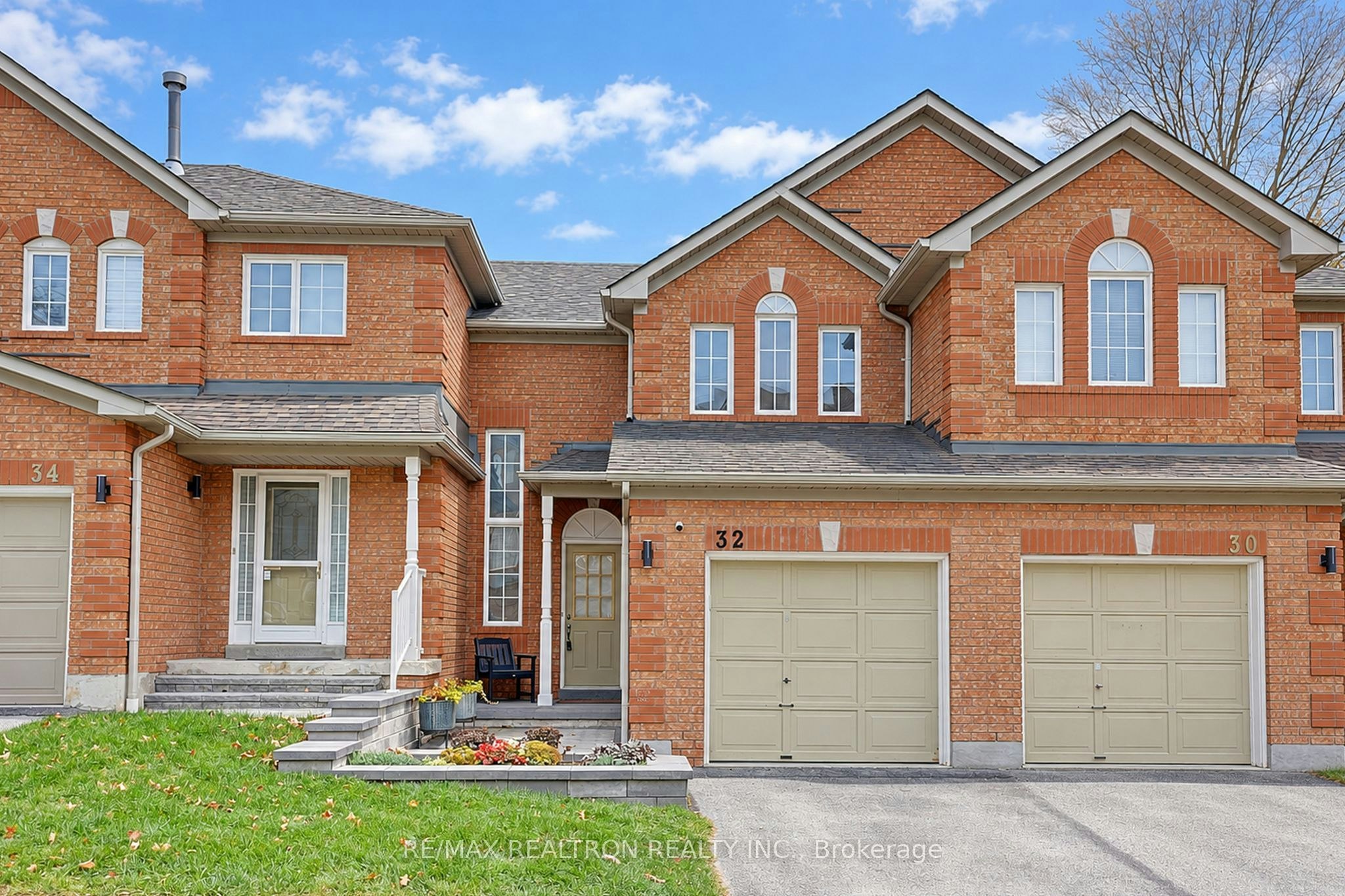 32 Trowell Lane, Ajax, ON, L1Z 1K4