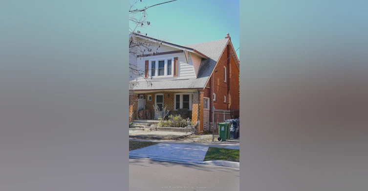 970 Greenwood Avenue, Toronto, ON, M4J 4C3