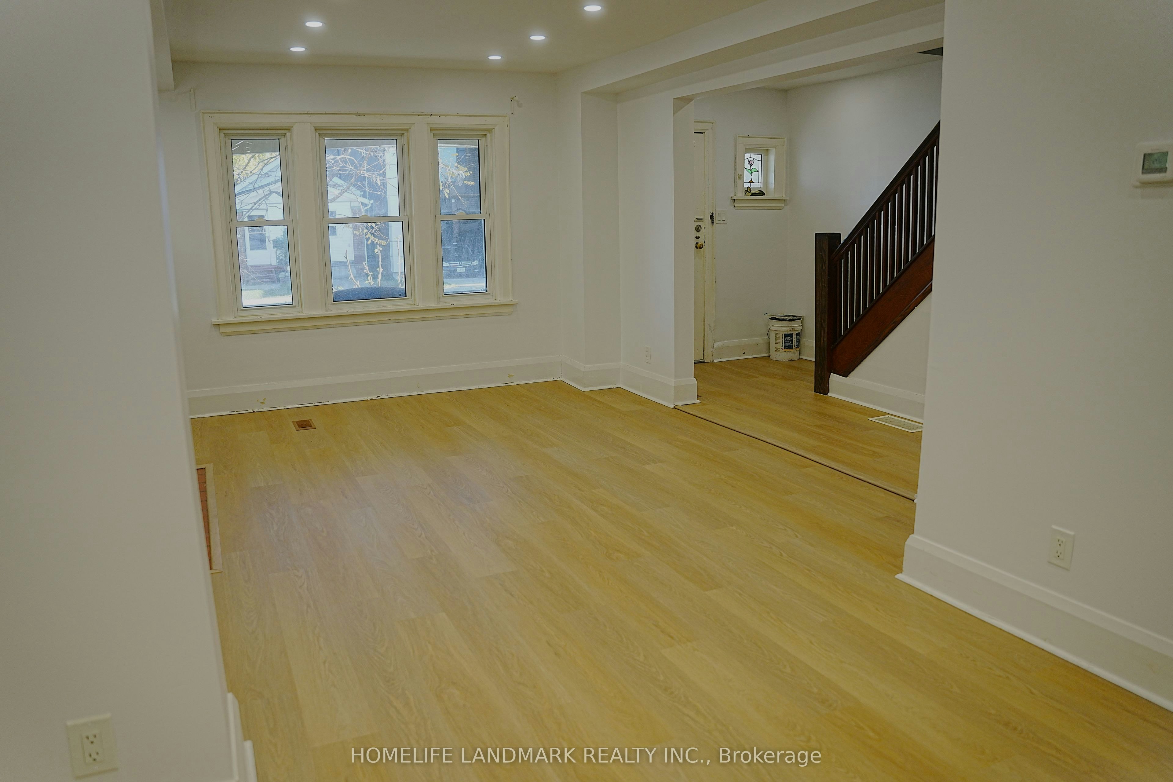 970 Greenwood Avenue, Toronto, ON, M4J 4C3 - 8