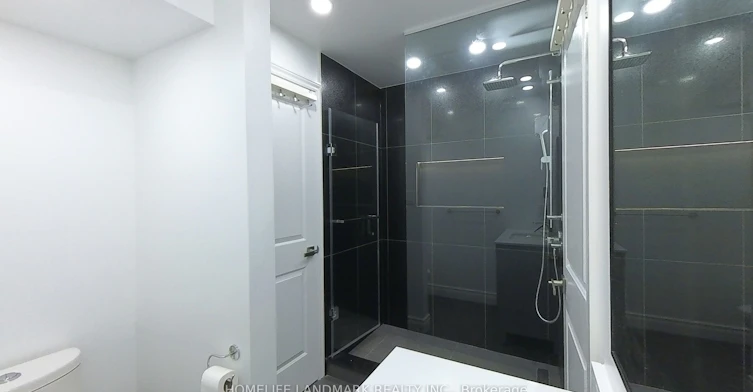 970 Greenwood Avenue, Toronto, ON, M4J 4C3 - 16