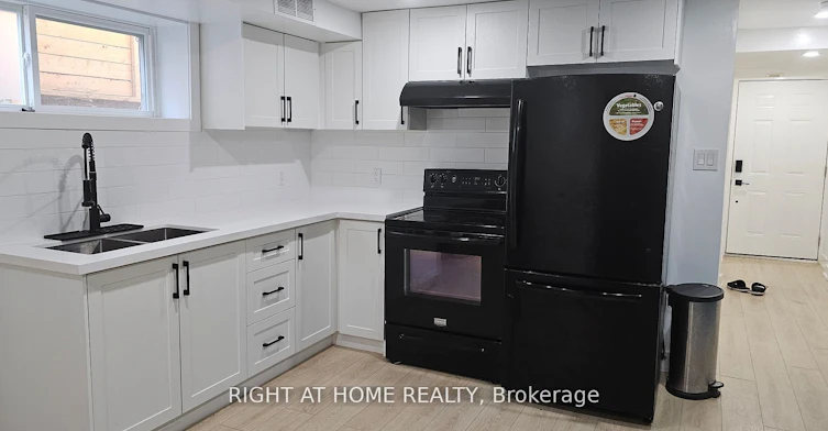 49 Brightside Drive, Toronto, ON, M1E 3Y8 - 4