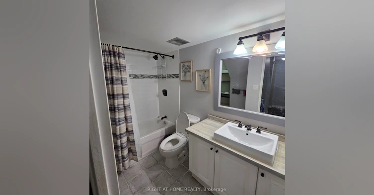 410-454 Centre Street, Oshawa, ON, L1H 4C2 - 19