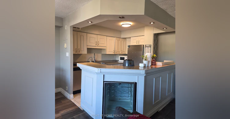 410-454 Centre Street, Oshawa, ON, L1H 4C2 - 10