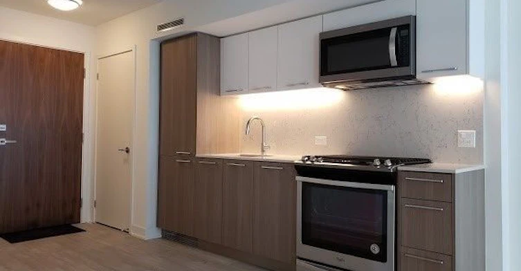 826-15 Baseball Place, Toronto, ON, M4M 0E7 - 4