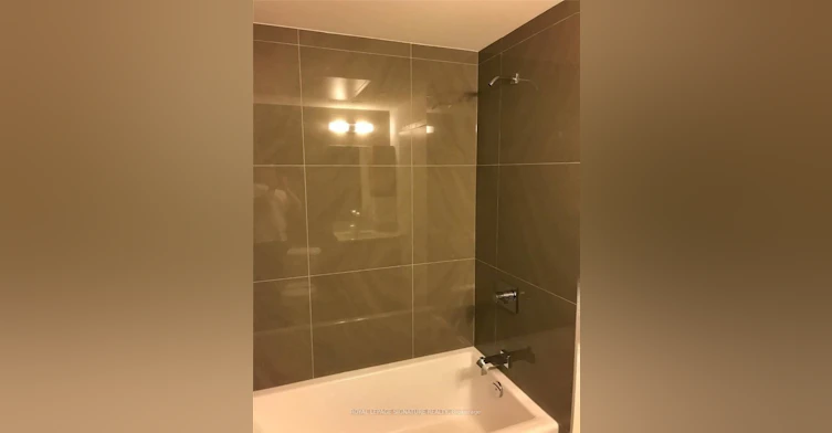 826-15 Baseball Place, Toronto, ON, M4M 0E7 - 11