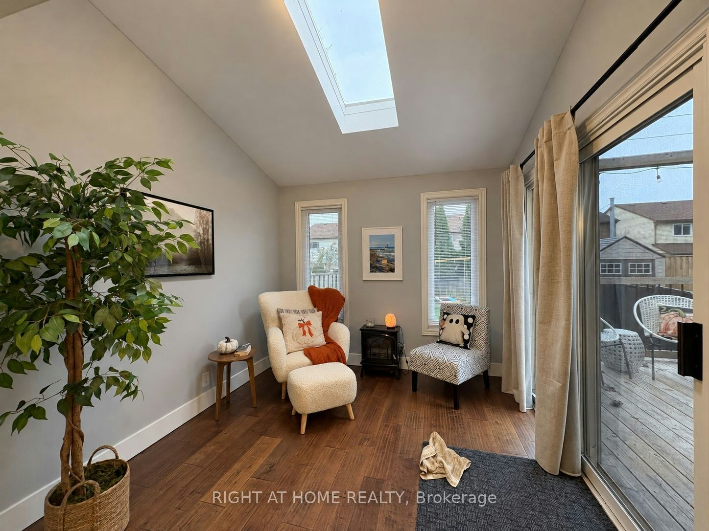 UPPER-1871 Una Road, Pickering, ON, L1V 3J5 - 10